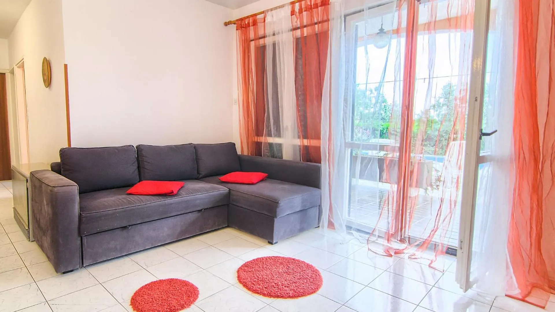 Lovely Apartment With Swimming Pool Pula